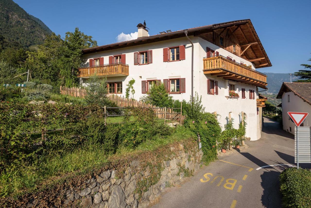 Unterdornerhof Aparthotel Лагундо Екстериор снимка