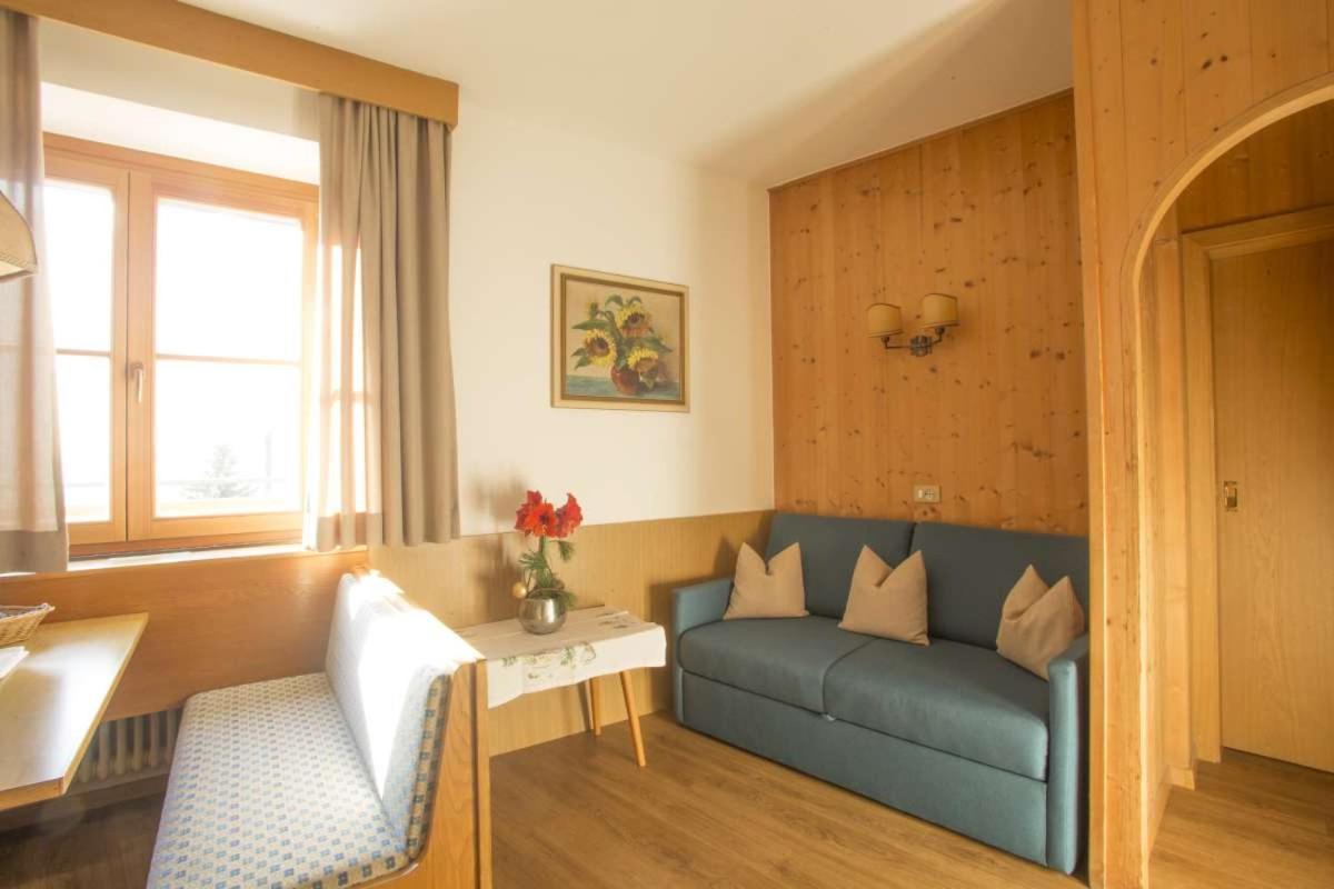 Unterdornerhof Aparthotel Лагундо Екстериор снимка